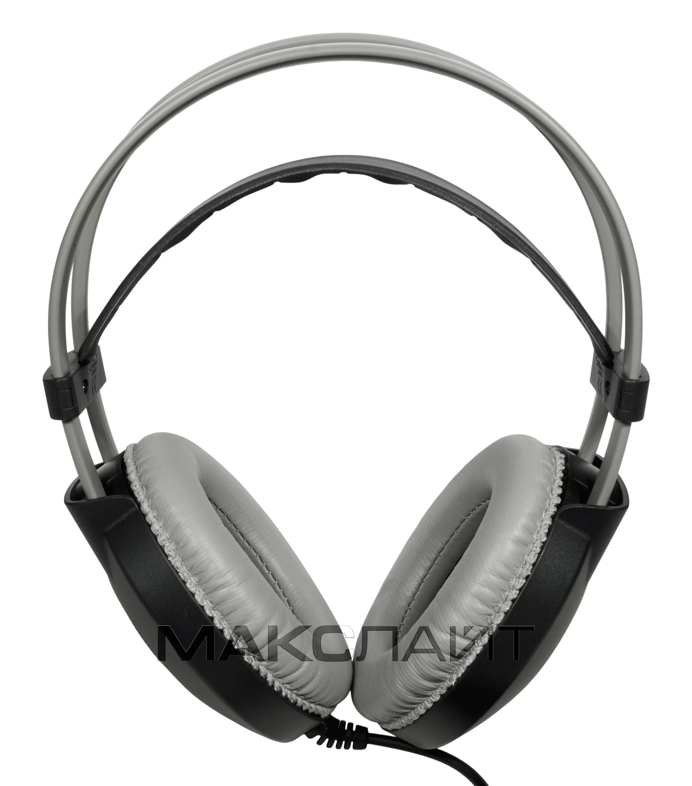 AKG K77